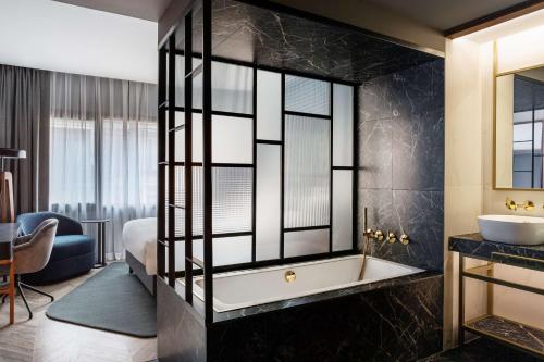 Collection Superior Room