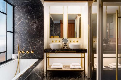 Collection Superior Room