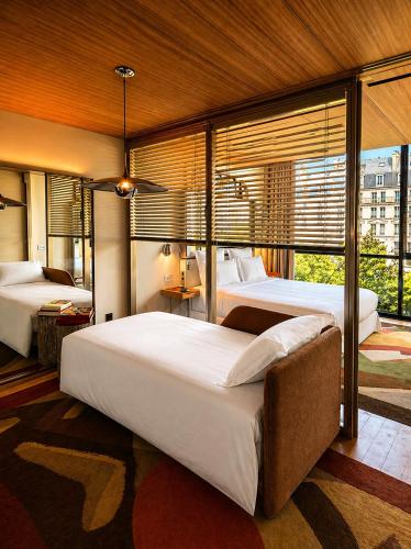 Prestige Room 