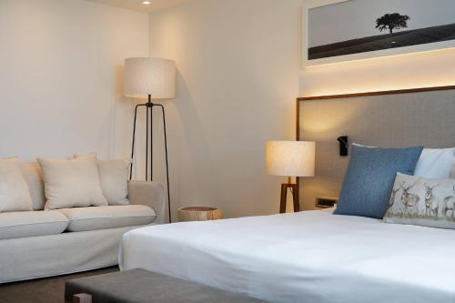 Double or Twin Room with Pool View