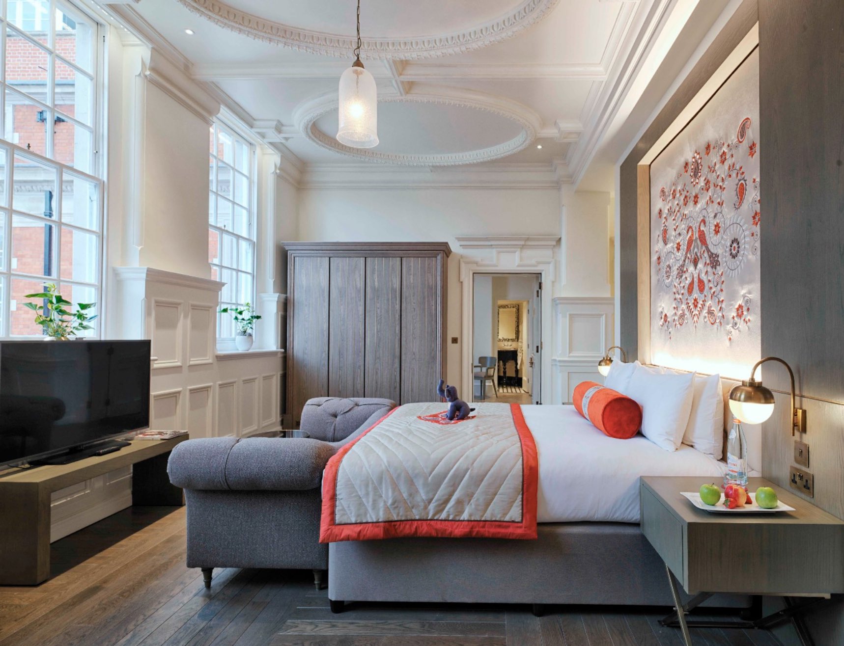 Lalit Legacy Suite