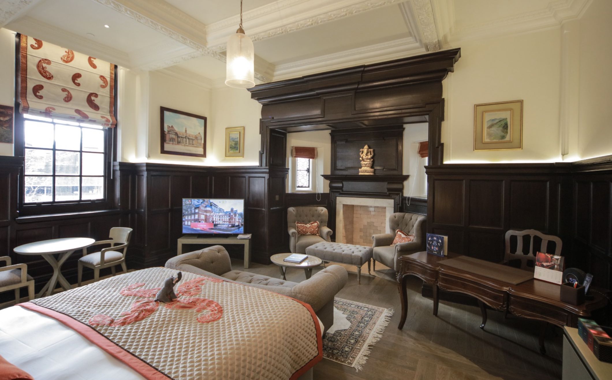 Lalit Legacy Suite