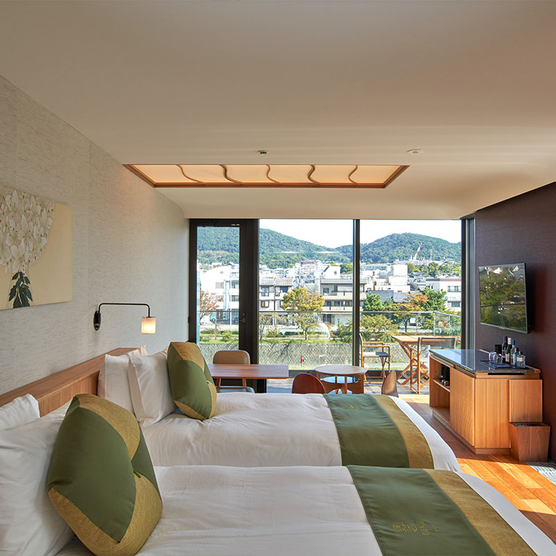 River Balcony Premium Double