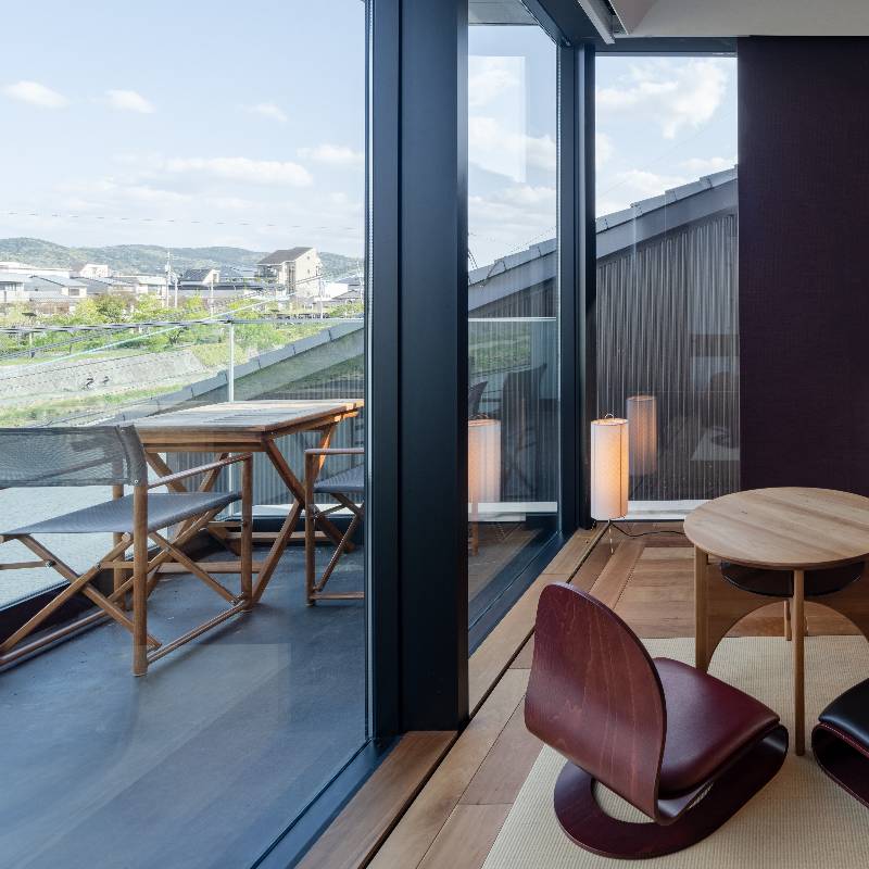 River Balcony Premium Double
