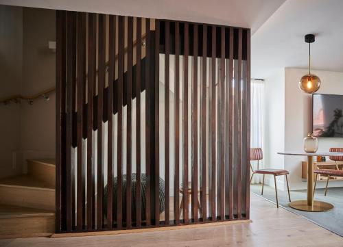 Apartment - Split Level