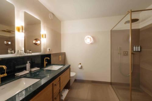 Deluxe Terrace Room