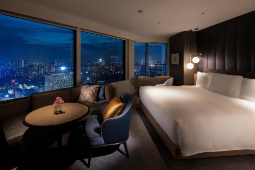Club Room 