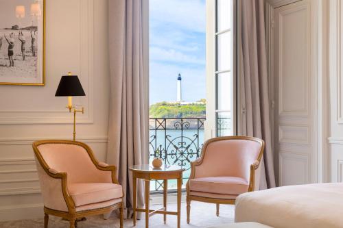 Classic King Room with Beach View