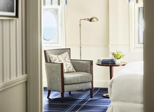 Deluxe King Room Cruise Liner
