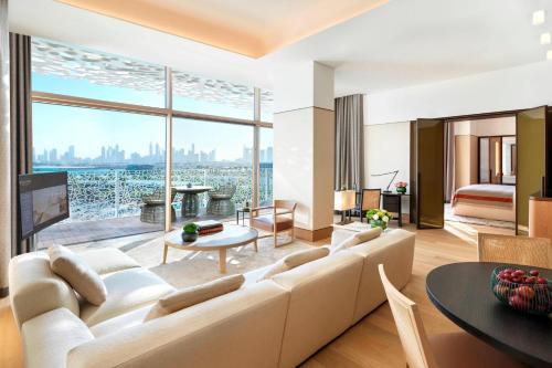 Deluxe King Suite with Balcony