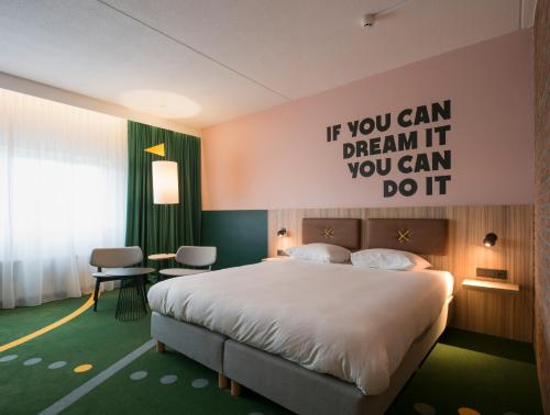 Base Room