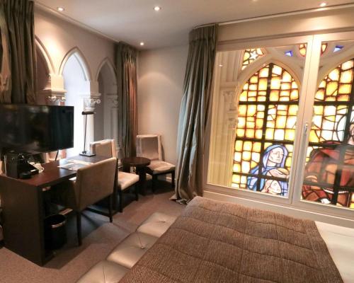 Superior Double Room in Church area