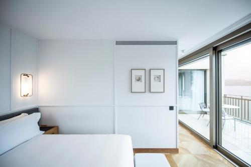 Penthouse Junior Suite with terrace