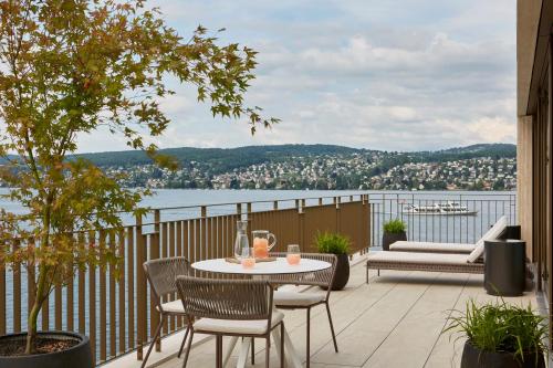 Penthouse One Bedroom Suite