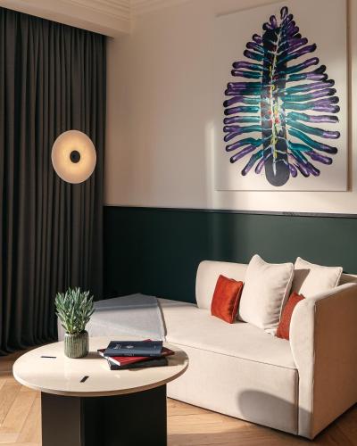 Executive Suite with Balcony