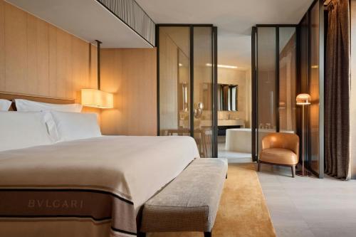 Deluxe Suite with Garden View