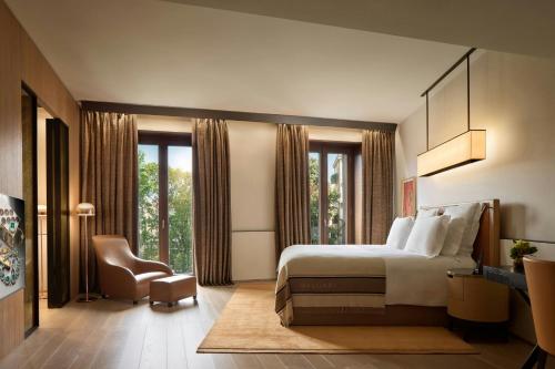 Premium Suite with Garden View