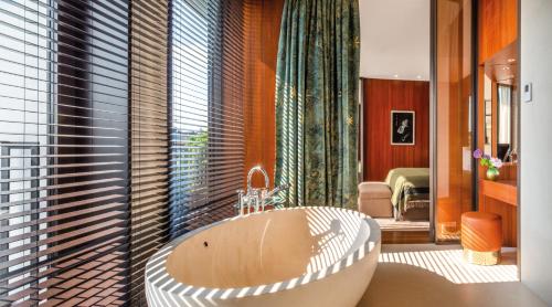Presidential Suite with Garden view