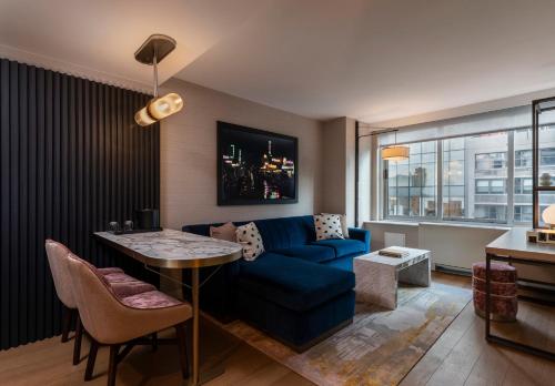 One-Bedroom King Suite - High Floor