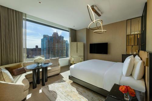 Manhattan King Room - High Floor
