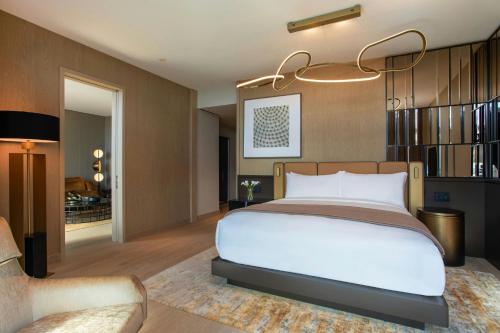 Liberty One Bedroom King Suite - High Floor