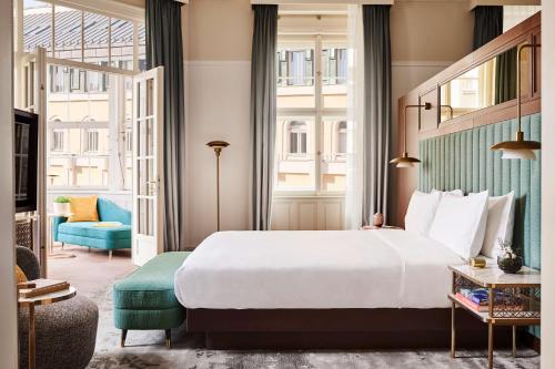Wintergarden Equilibrium Suite