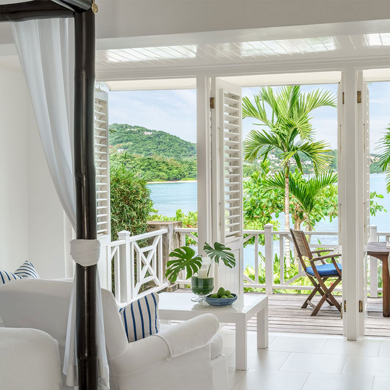 Oceanfront Balcony Room King