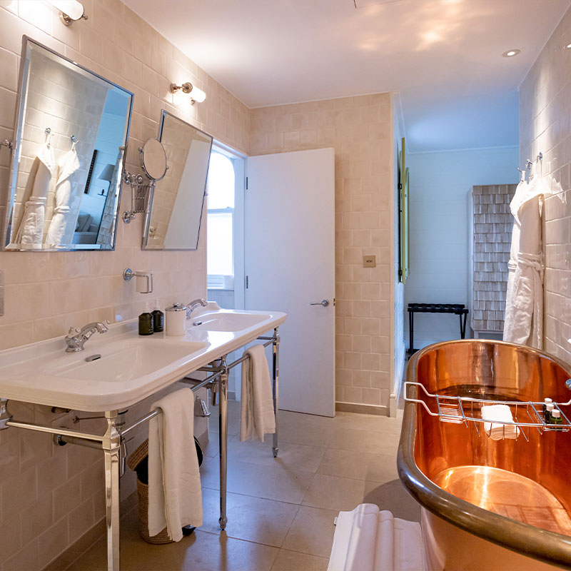 Coach House Garden Suite