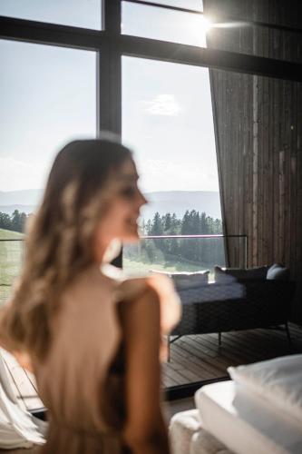 Intimate Room