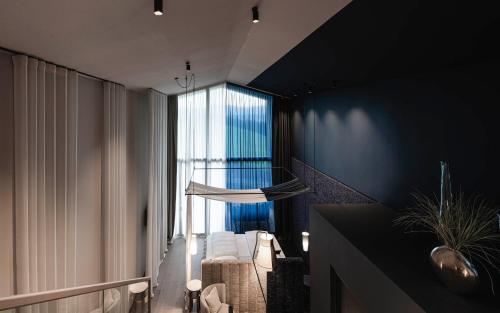 La Galleria Suite 