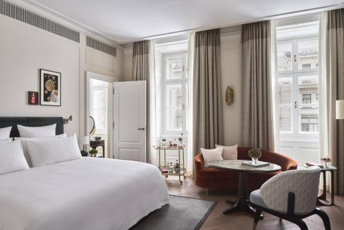 Premier Junior Suite