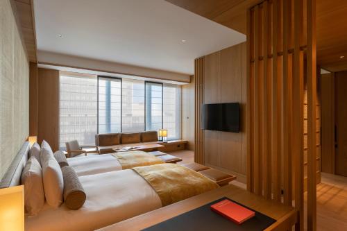 [Heritage] Twin Junior Suite with View Bath- No Club Lounge Access, No Heritage Benefit