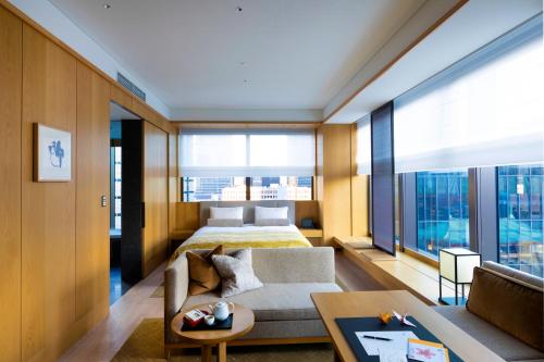 [Heritage] Corner Double Junior Suite - No Club Lounge Access, No Heritage Benefit
