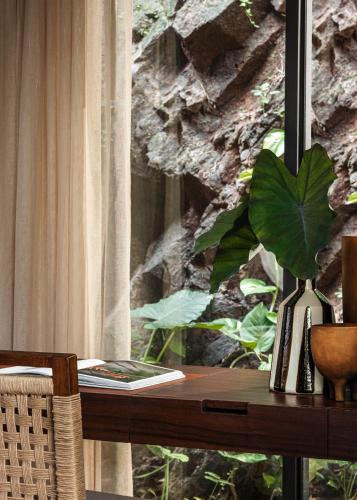 Premier Panoramic Ocean Cliff Villa