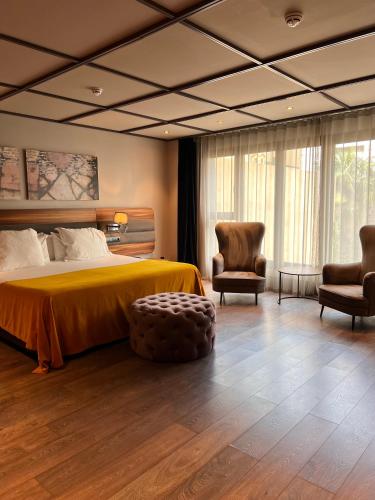 Superior Suite