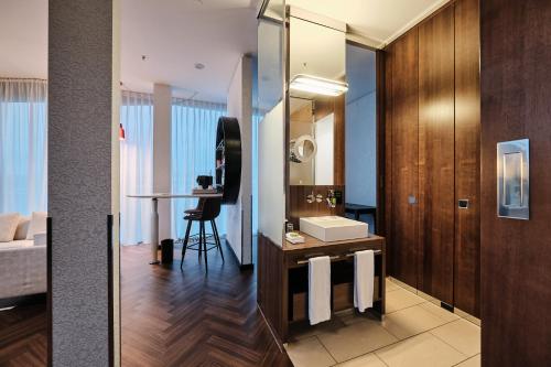 Hero Suite with access to the Rooftop Terrace