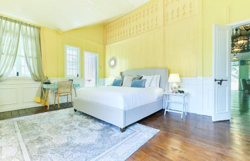 Four-Bedroom Suite with Private Pool - Straits House