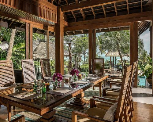 Four-Bedroom Residence Villa with Pool