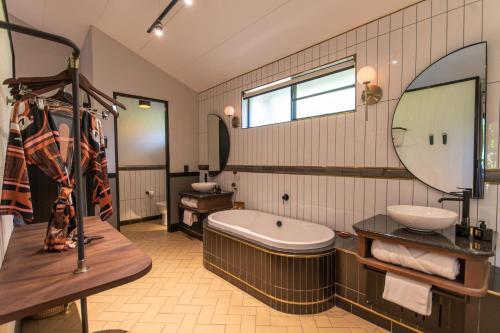 Garden Suite 2 (land based)