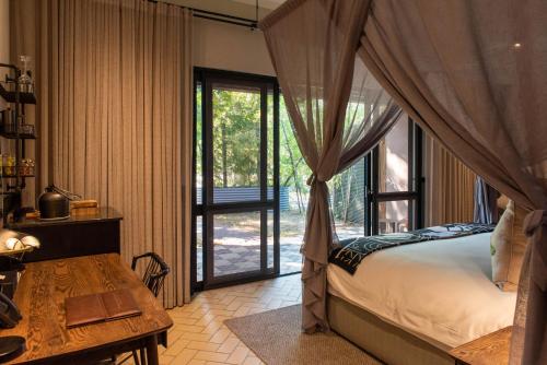 Garden Suite 4 (land based)