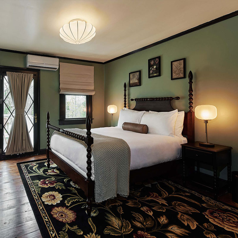Double Queen Suite