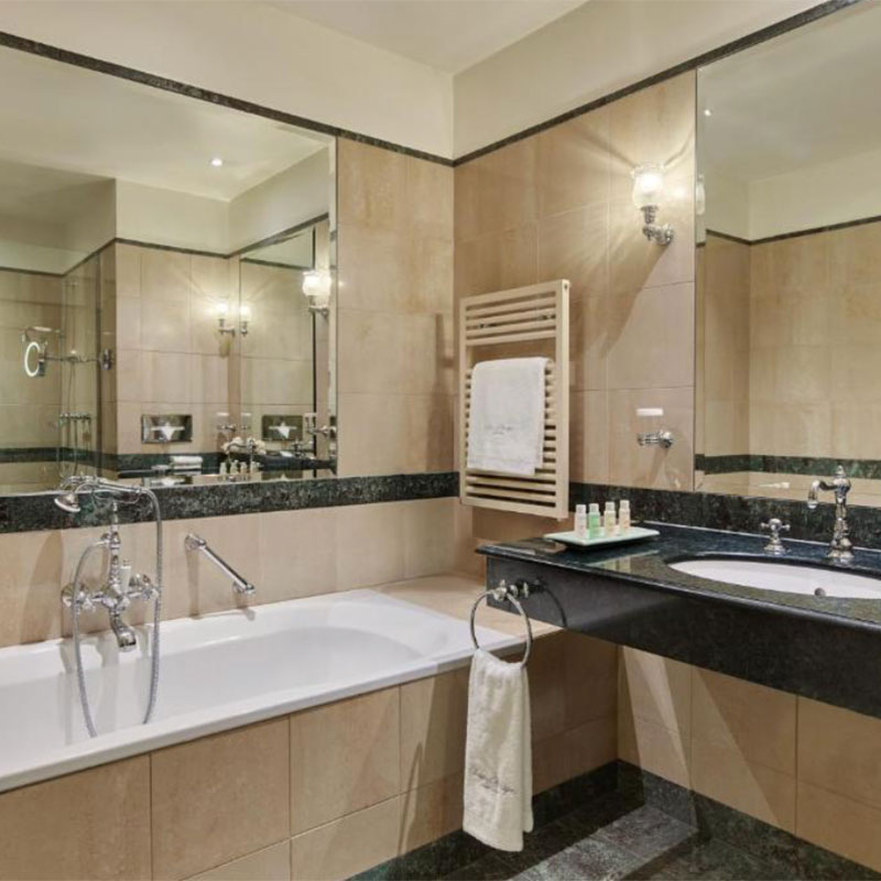Junior Suite Lake Panorama