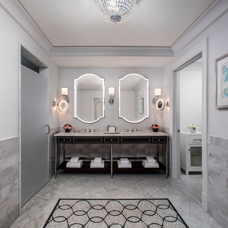 Three-Bedroom Presidential Suite with Fireplace