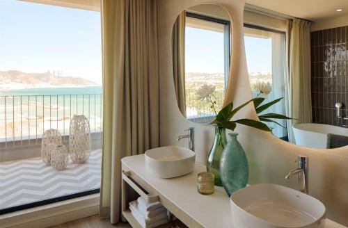 Beyond ME + Suite Sea and City View