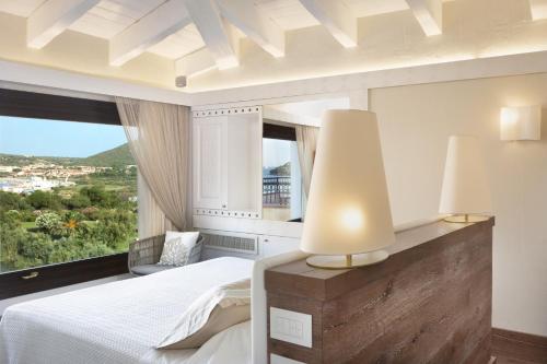 Signature Suite