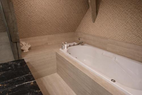 Junior Suite with Canal View