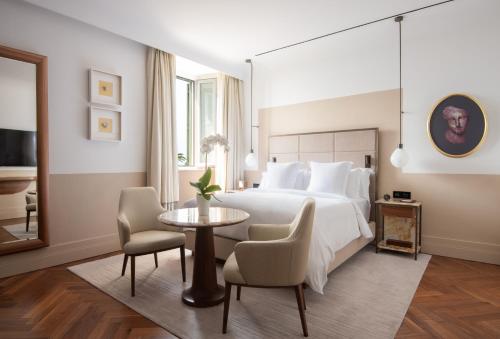 Sea View Deluxe King Room
