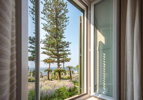 Sea View Deluxe King Room