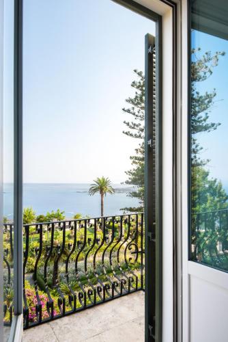 Sea View Premium Twin Room