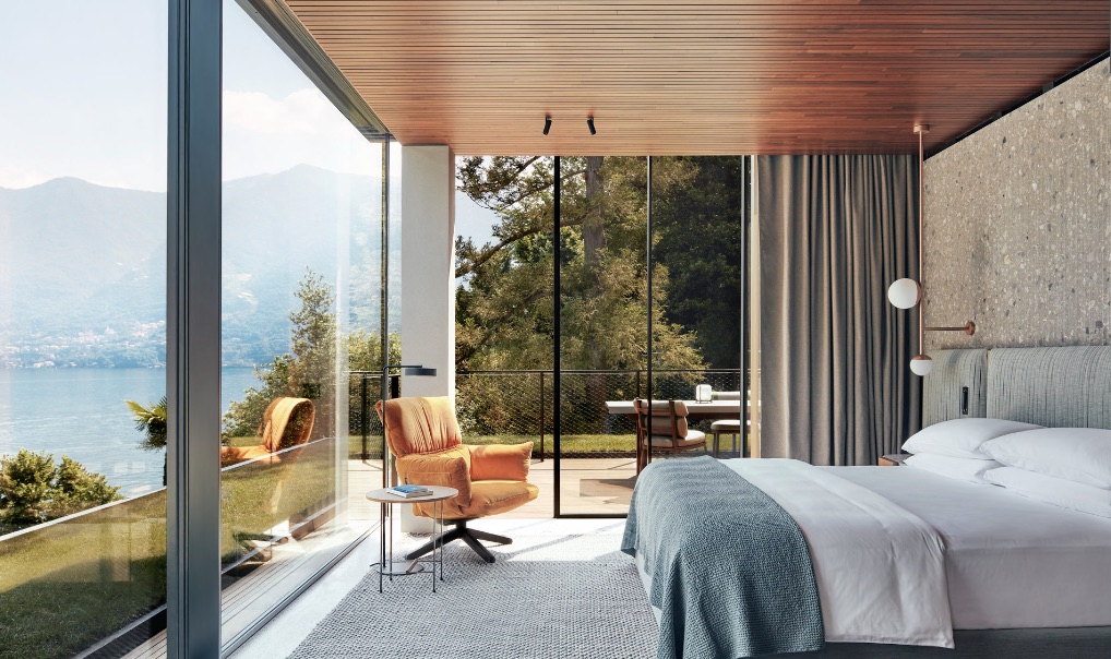 Signature Penthouse Suite